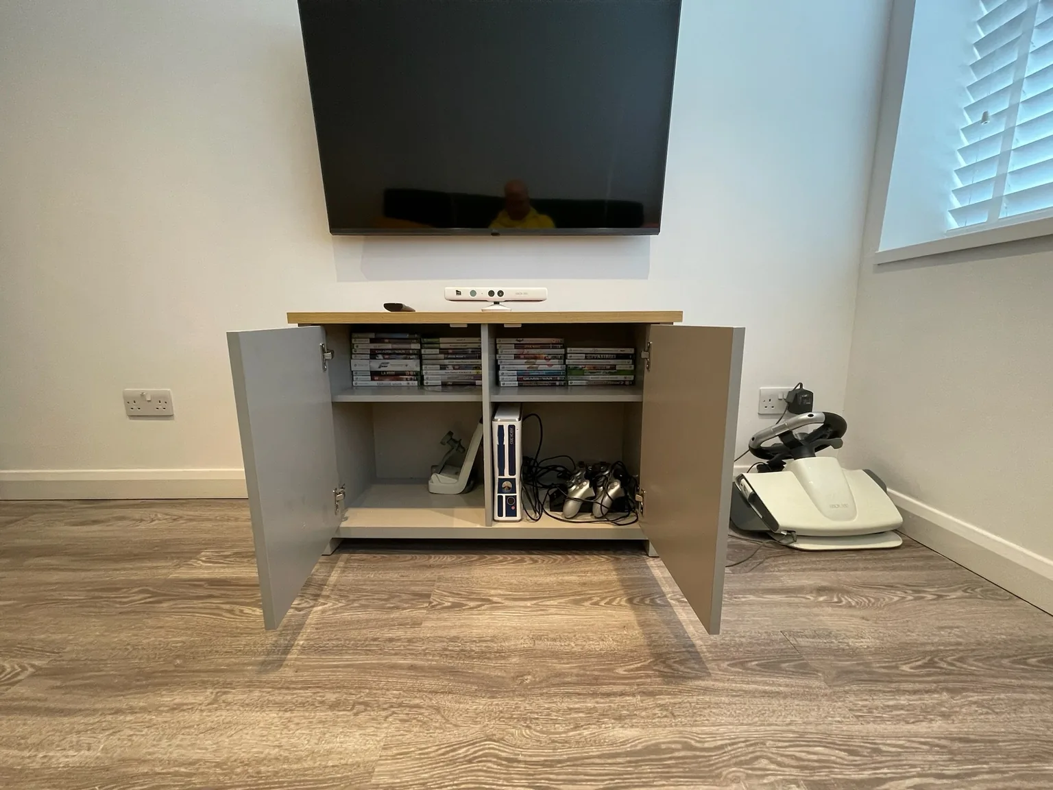 Games console and television setup